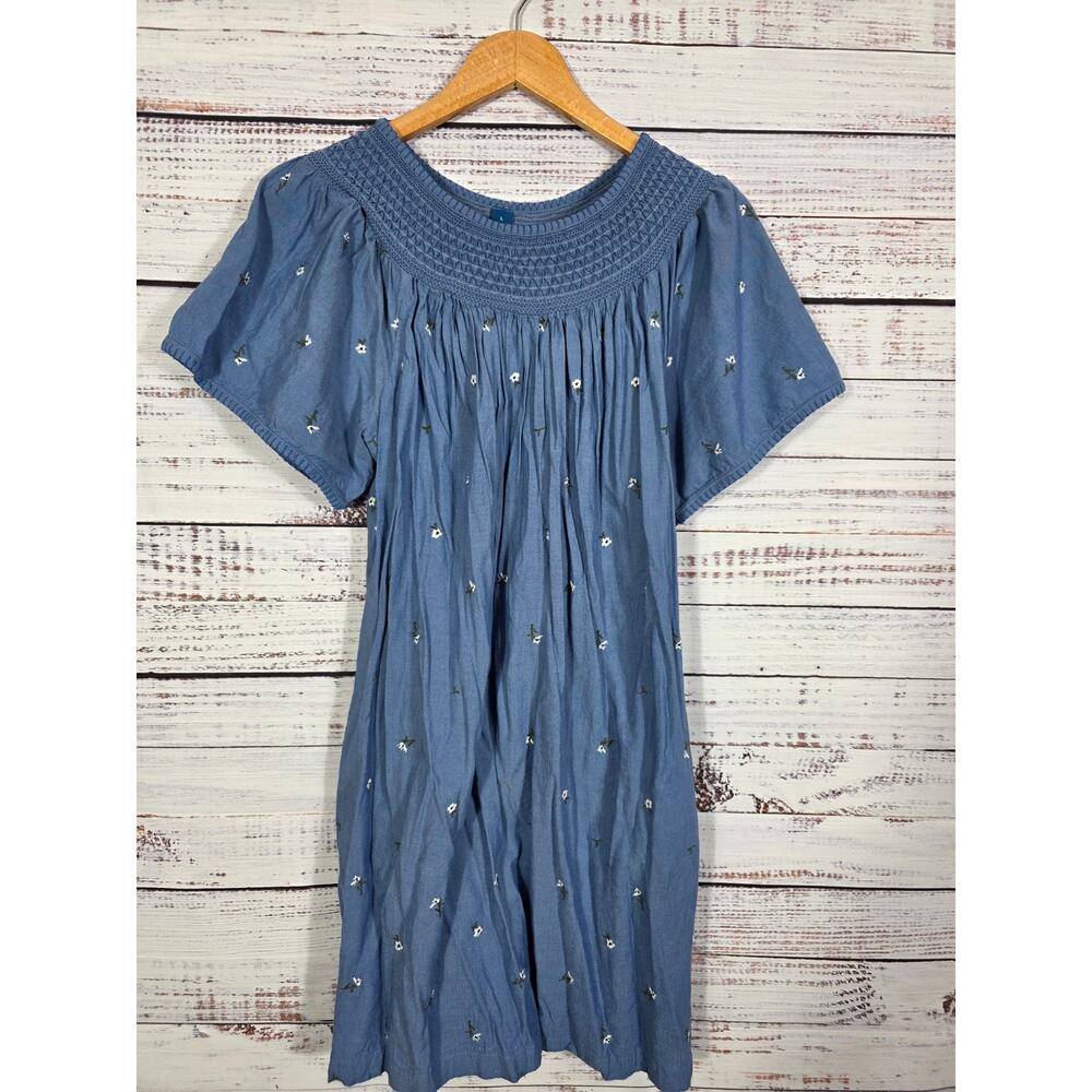 Old Navy Blue Chambray Smocked Peasant Dress Floral Embroidered Boho Women L
